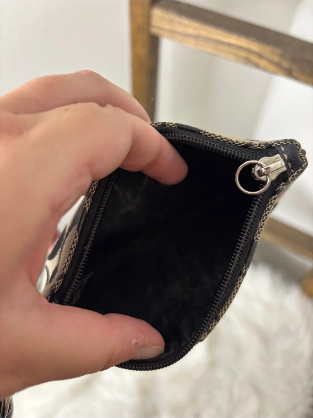 Coach Classic Black and Cream Signature Wristlet